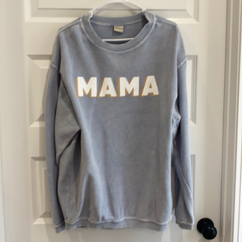 long sleeve china-d light sweatshirt size medium